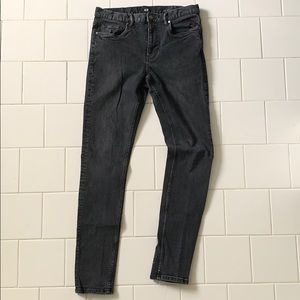 🆕H&M men’s faded black skinny jeans🆕